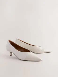 - Puntige lage naaldhakken schoenen*Next Sale