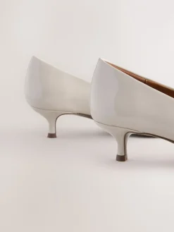 - Puntige lage naaldhakken schoenen*Next Sale