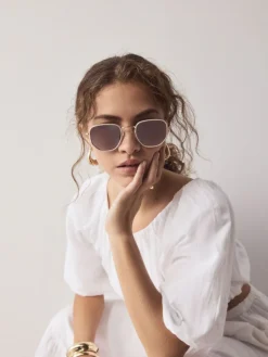 - Ronde metalen zonnebril*Next Best