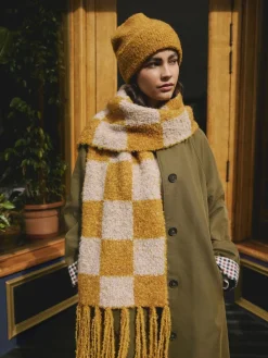 Geel - Boucle Knitted Beanie Hat*Next New