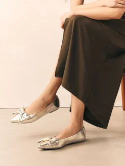 - Ballerina's met spitse neus en strik*Next New