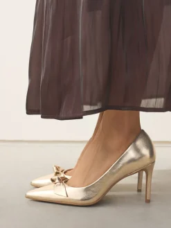 - Forever Comfort® Leren Pump met Strik en halfhoge hak*Next