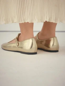 Goud - Forever Comfort® leren T-Bar Mary Jane-schoenen*Next Hot