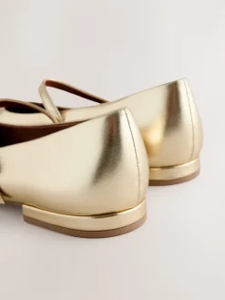 - Forever Comfort® Mary Jane-schoenen met vierkante neus*Next Clearance