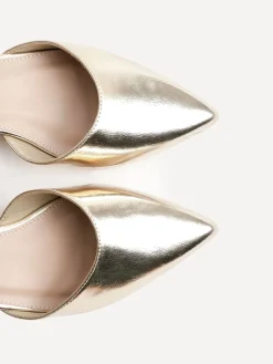 - Dolly pumps met lage blokhak en wijde pasvorm*Linzi Best