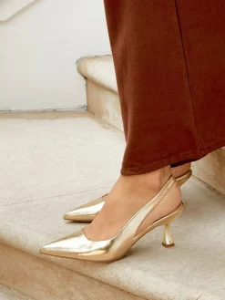 Goud - Presley pumps met naaldhakken en spitse neus*Linzi Hot
