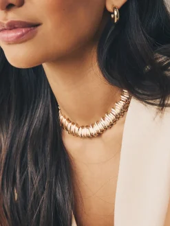 Goudkleurig - Geribbelde kraagketting*Next Hot