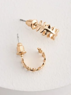 - Kleine oorringen met bladmotief*Next New