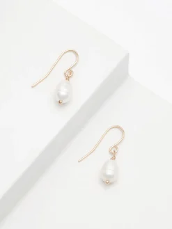 Goudkleurig - Verfijnde oorbellen met zoetwaterparel*Next New
