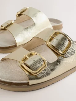 - Sandalen met dubbele bandjes en voetbed*Next New