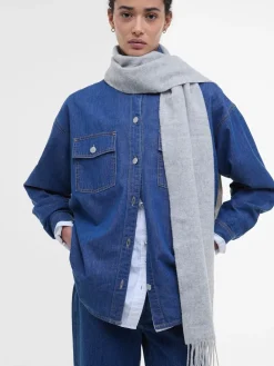 - ® geweven sjaal van lamswol*Barbour Clearance