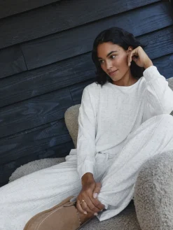 - Behaaglijke pyjama met lange mouwen*Next Online