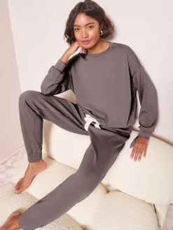 - Premium Jogger Pyjama Bottoms*Friends Like These Online