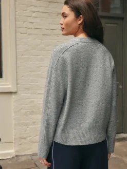 - Gebreide trui met ronde hals van wol*Next Clearance