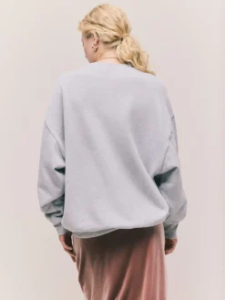 Grijs - Grafisch satijnapplicatie 'Le Marais' City sweatshirt met lange mouwen en ronde hals*Next Best