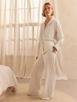 - Pyjama met knopen en jerseystof*Next