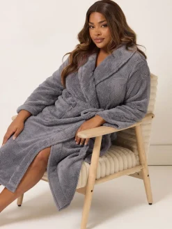 - Fluffy Shawl Collar Robe*Yours Curve Online