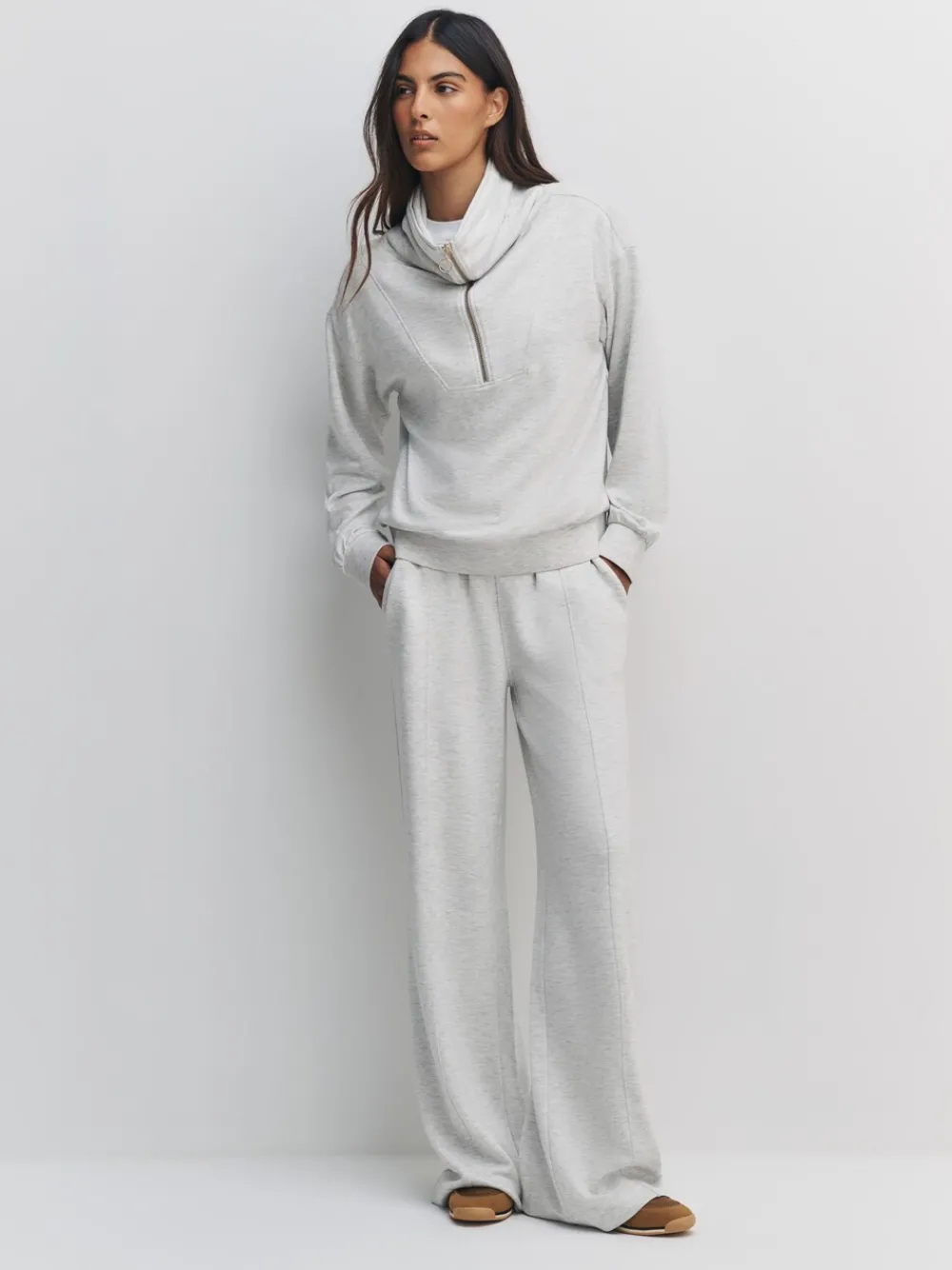 - Premium jersey joggingbroek met wijde pijpen*Next Discount