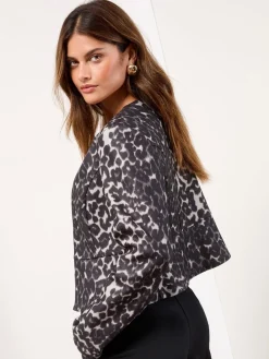 Grijs met dierenprint - - Kraagloze korte blazer*Lipsy Outlet