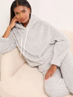 - Cosy Hoodie and Trousers Lounge Set*Lipsy Outlet