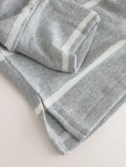 - Behaaglijke pyjama met lange mouwen*Next Best