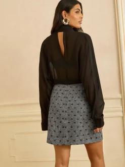 - Mini Skirt*Love & Roses Sale