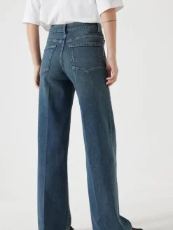 - Rowan jeans met uitlopende pijpen*Hush Discount