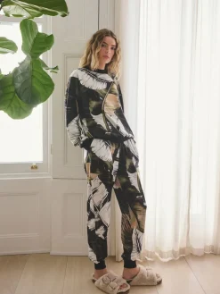 Groen met bladerprint - Behaaglijke pyjama met lange mouwen*Next Sale