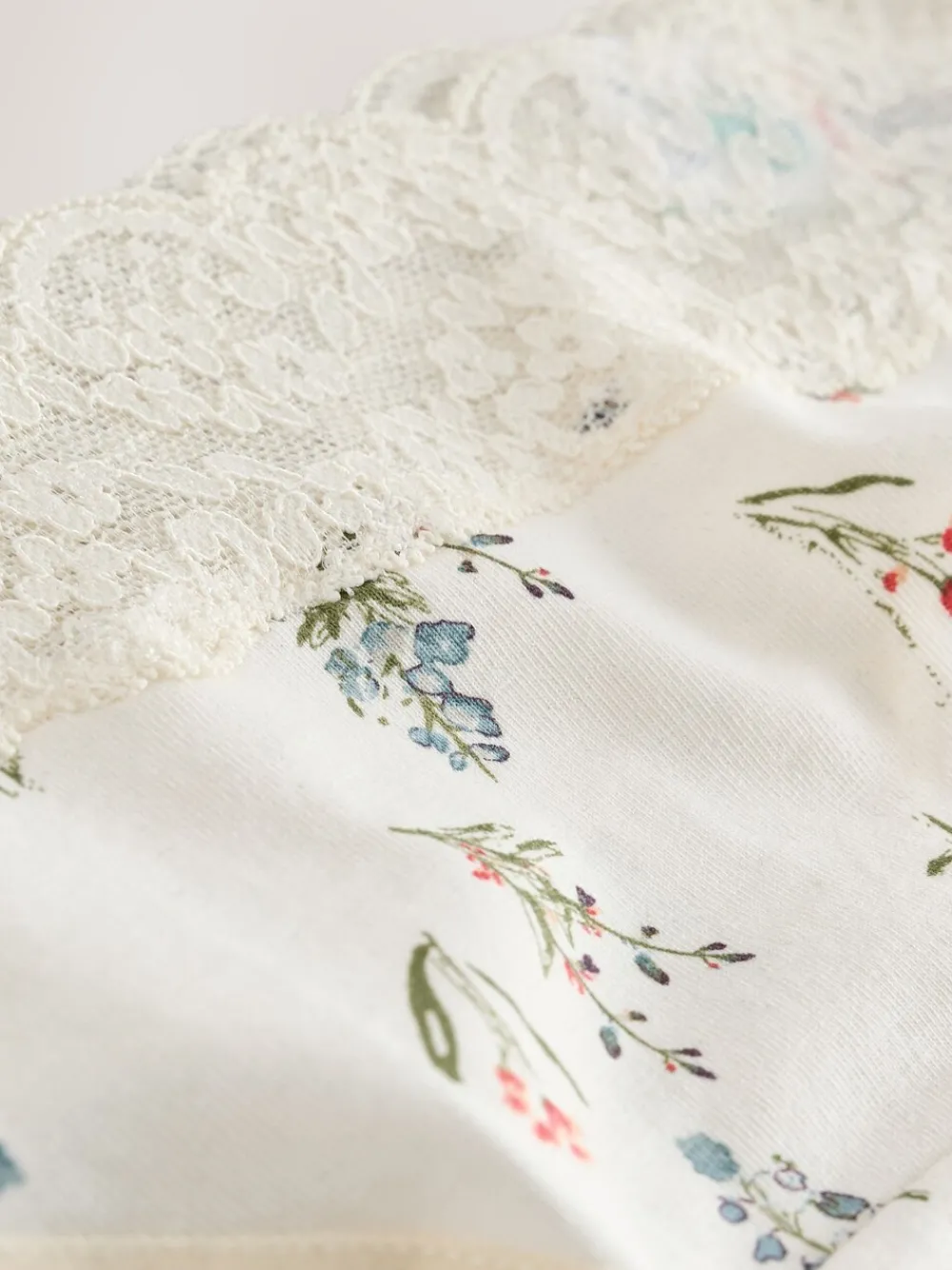 Groen met bloemetjesprint - Katoenen kanten slipjes 4 stuks*Next Clearance