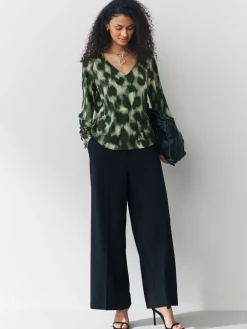 - Long Sleeve V-Neck Jersery Blouse*Next New