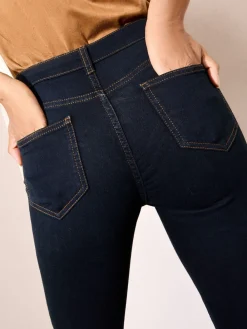 - jegging met hoge taille*Friends Like These