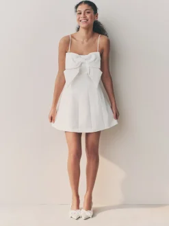 - Forever Comfort® Bruiloft hakken met hielbandje van satijn, met strik en spitse neus*Next Hot