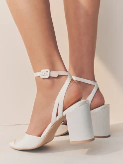 - Forever Comfort® bruidssandalen met ronde neus en blokhak*Next Online