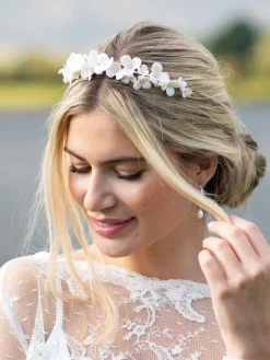 Wildflower Dainty tiara met keramische bloemen*Ivory & Co Sale
