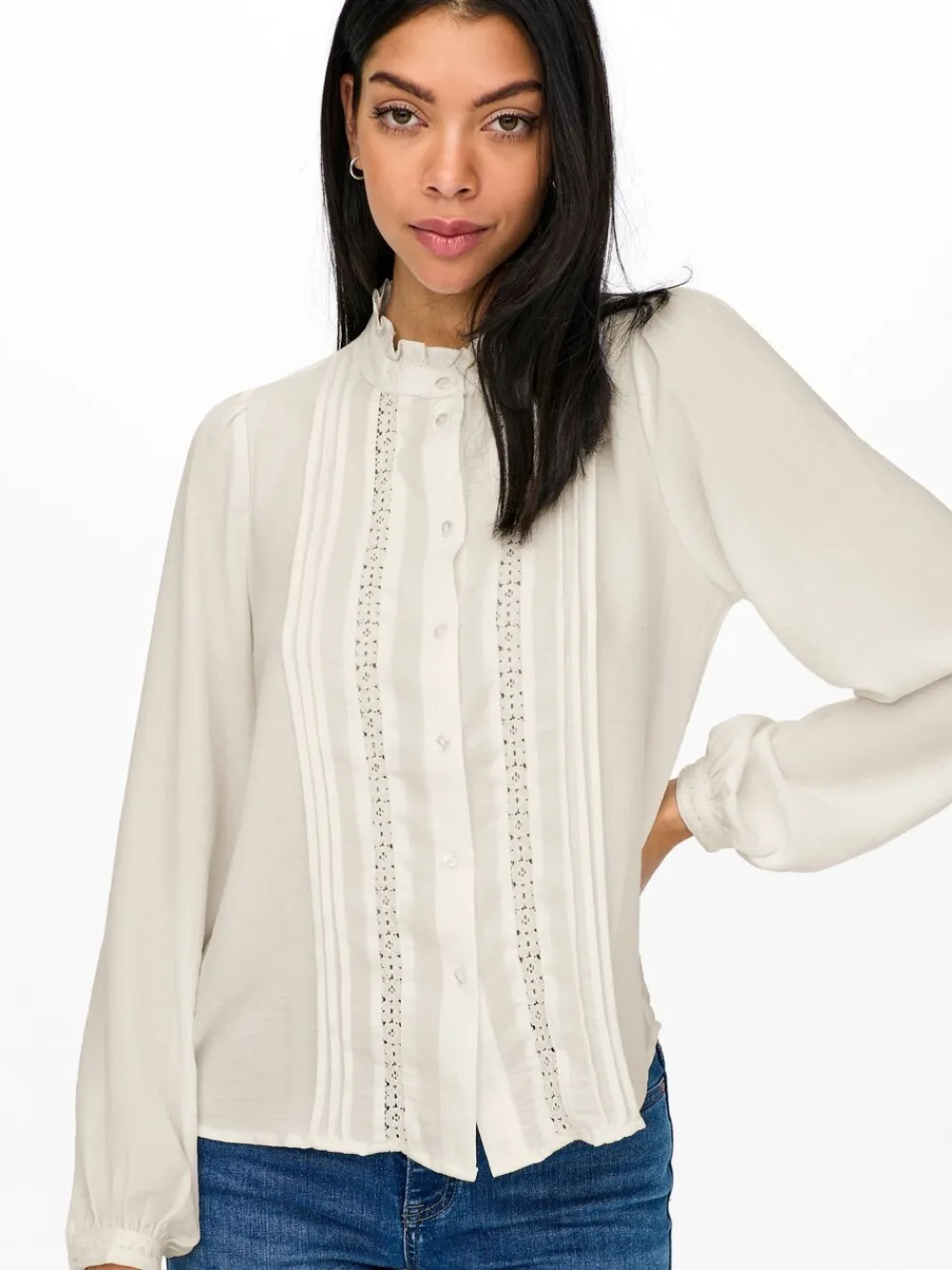 - Overhemd met kanten details en lange mouwen*JDY Online