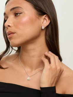 Plated and Cubic Zirconia Pearl Halo Box Set Gift Box*Jon Richard Best