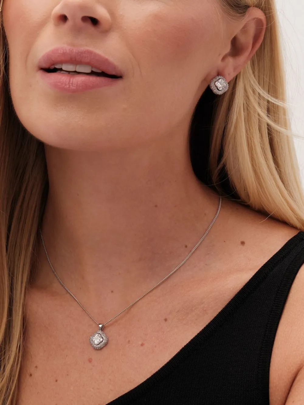 Tone Cubic Zirconia Clover Set*Jon Richard Sale