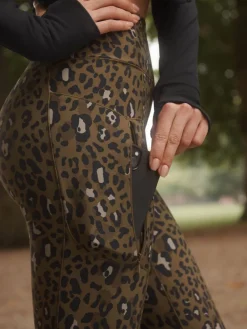 - Outdoor legging met fleecevoering en warme handgreep*Next Best