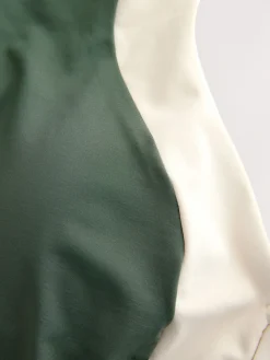 - Hoogsluitende halterbadpak met buikcorrectie*Next Clearance