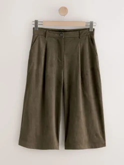 Kakigroen - Faux Suede Longline Shorts*Next Hot