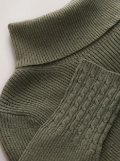 Kakigroen - Geribde trui met rolkraag en wol*Next Sale