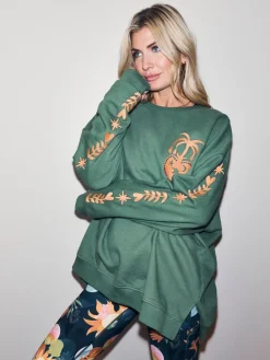 Kakigroen - Embroidered Sweatshirt*Never Fully Dressed Best