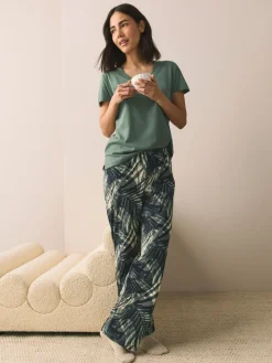 - Pyjama met korte mouwen*Next Outlet