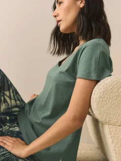 - Pyjama met korte mouwen*Next Outlet