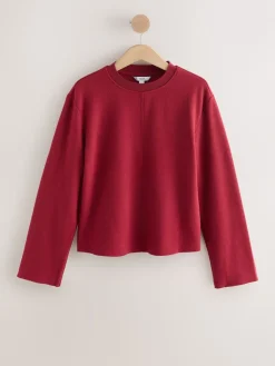 - Comfortabele, zacht aanvoelende trui met geribbelde ronde hals*Next Online