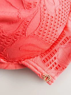 Koraalroze kant - Bikinibeugeltop met vulling en lage decolleté*Next Clearance