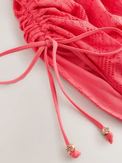 Koraalroze kant - Vormgevend bandeaubadpak met buikcorrectie en afgeronde pijpen*Next Hot