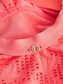 Koraalroze kant - Vormgevend badpak met buikcorrectie*Next New