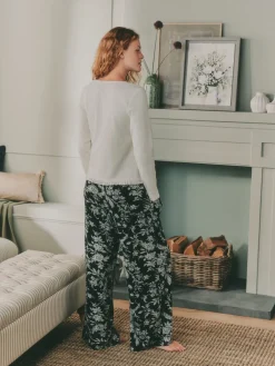 Pointelle Long Sleeve Pyjamas*Laura Ashley Online