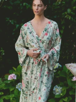 Viscose Robe*Laura Ashley Sale